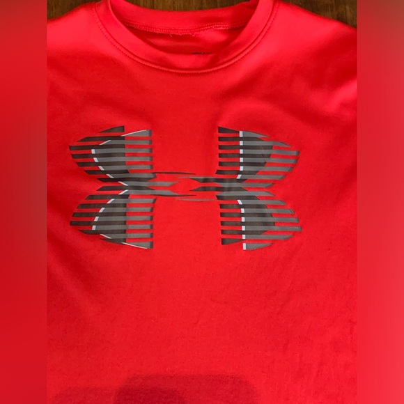 Under Armour Dri Fit Tee Size (S)/ (7) - Picture 3 of 9